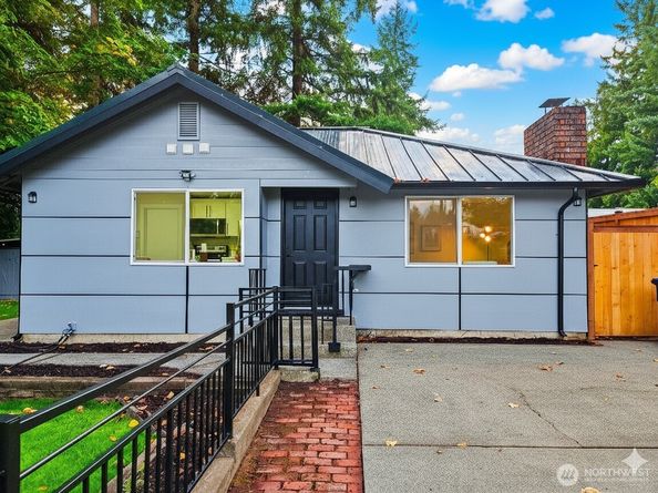 1147 Aberdeen Avenue NE, Renton WA 98056