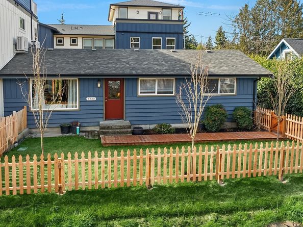 5035 25th Avenue SW, Seattle WA 98106