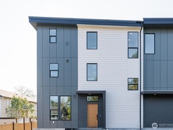 3003 S Dakota Street