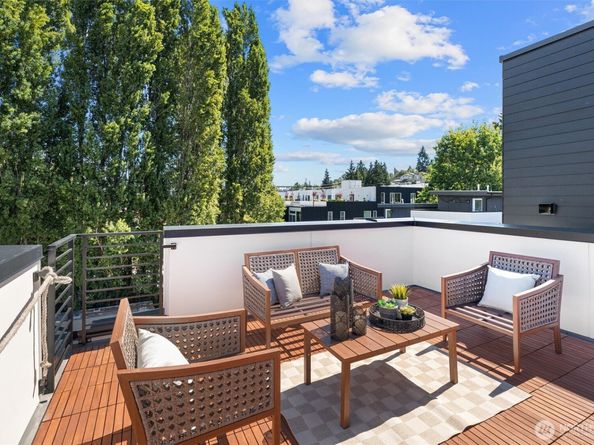 3116 Queen Anne Avenue N, Seattle WA 98119