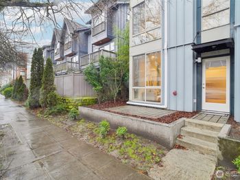 3817 B California Avenue SW