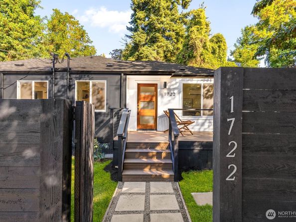 1722 Martin Luther King Jr Way, Seattle WA 98122