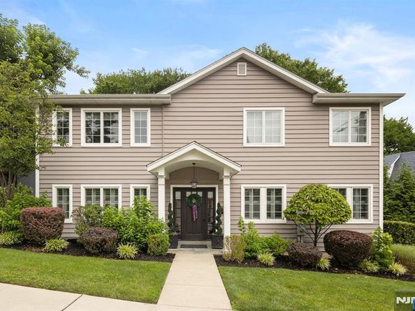 70 Cecelia Avenue, Cliffside Park NJ 07010