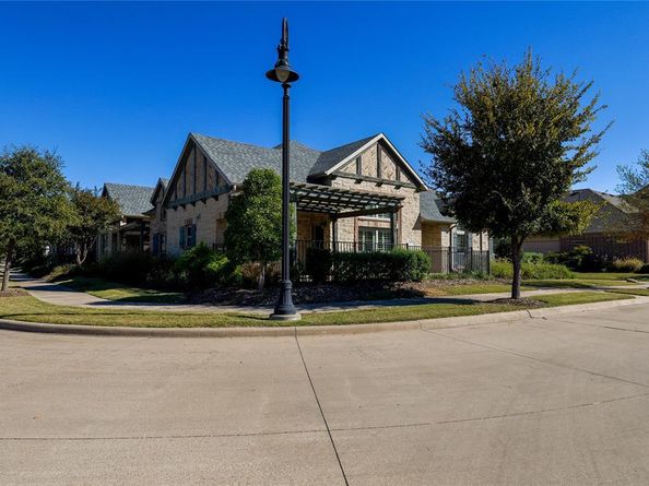 878  Hatton Sumner Pl  , Arlington Texas 76005