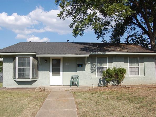 1808  Western Park Drive , Dallas Texas 75211