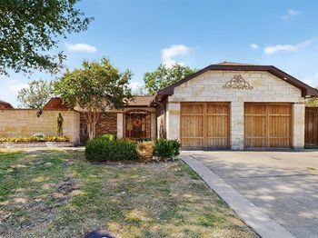 2935  Independence Drive 