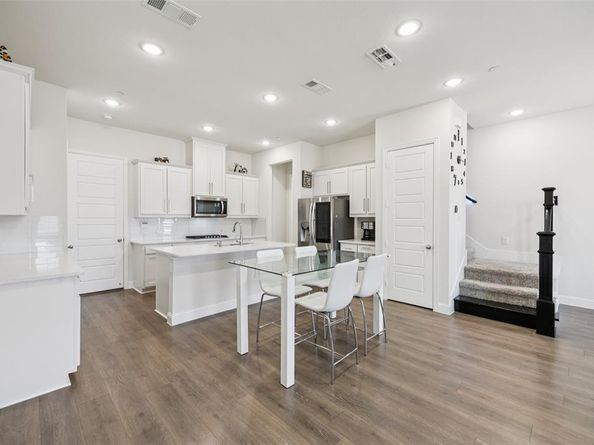 12986  Jk Ojha Street , Farmers Branch Texas 75234