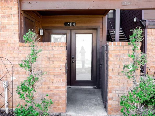 1704  Baird Farm Circle  4114, Arlington Texas 76006