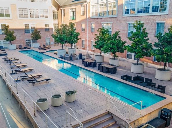 2305  Worthington Street  216, Dallas Texas 75204