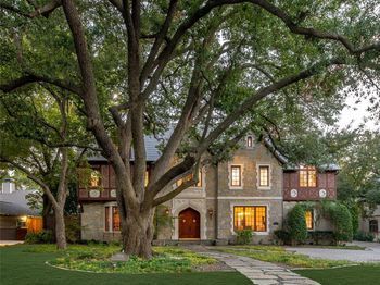 5928  Glendora Avenue 