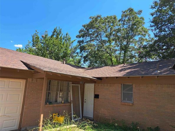 321  Christie Avenue , Everman Texas 76140