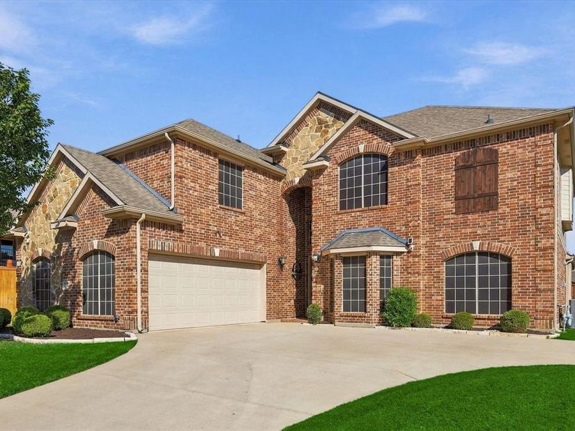 2912  Alta  , Grand Prairie Texas 75054