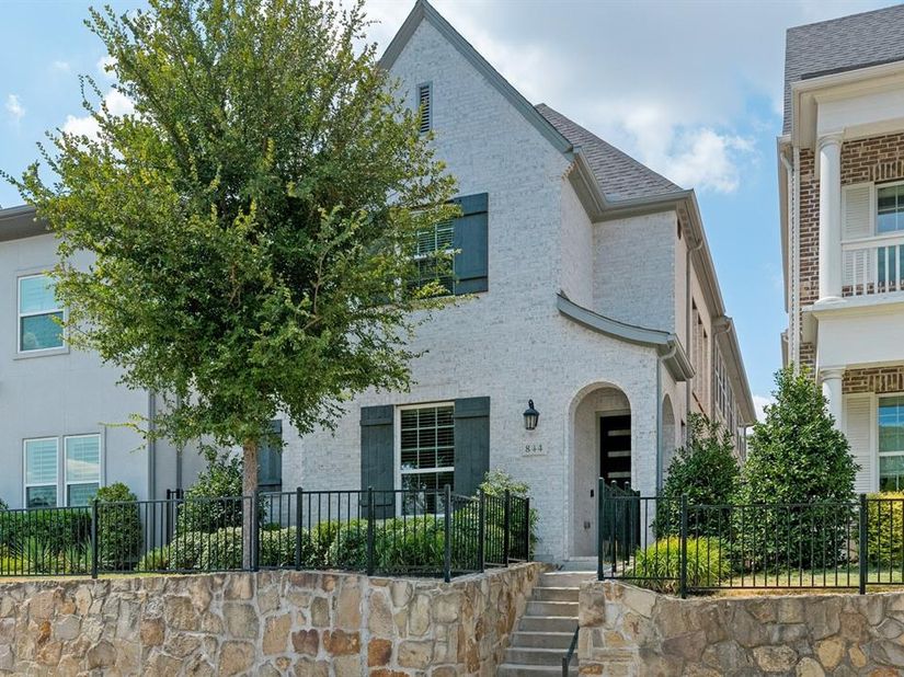 844  Timothy Drive , Allen Texas 75013