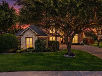 812  White Buffalo Lane 