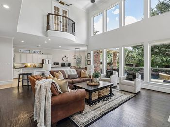 812  White Buffalo Lane 