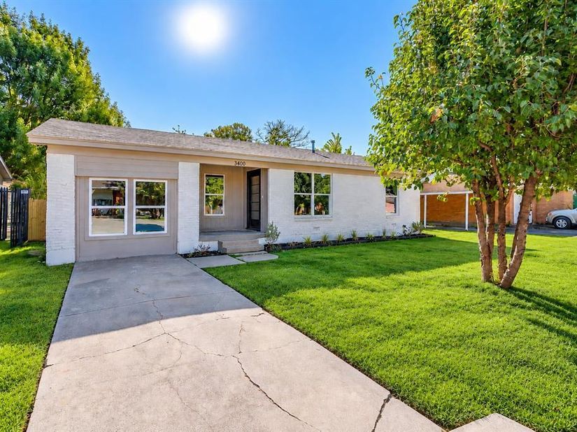 3400  Gay Street , Fort Worth Texas 76111