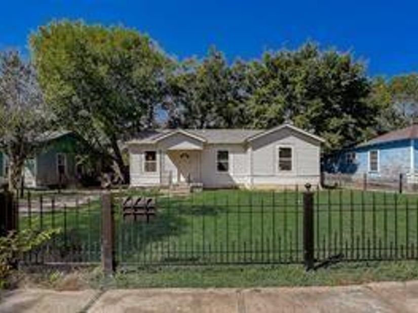 7729  Hillard Drive , Dallas Texas 75217