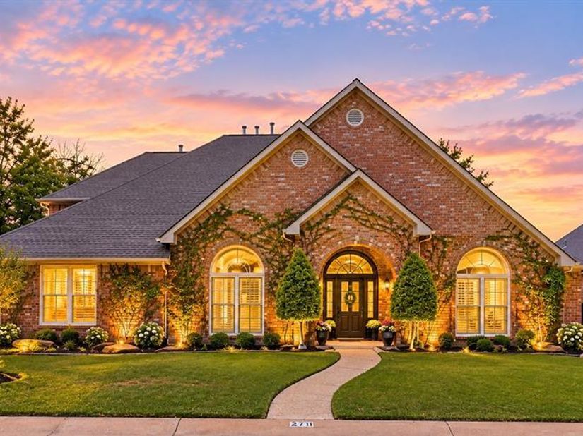 2711  Timber Crest Lane , Highland Village Texas 75077