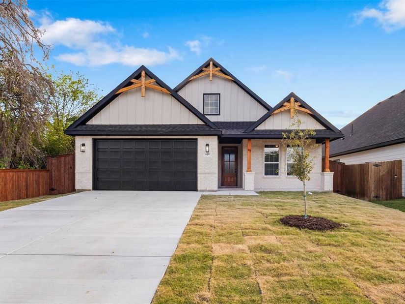 4408  Baylor Street , Fort Worth Texas 76119