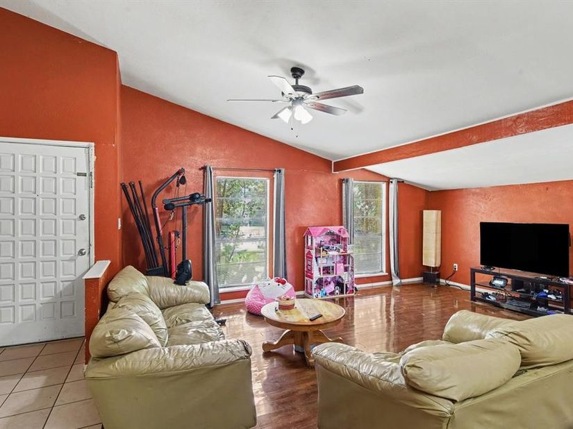 3625  Dumas Trail , Garland Texas 75043