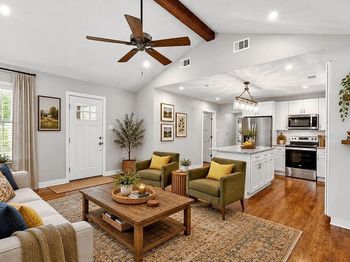 4909  White Oak Lane 