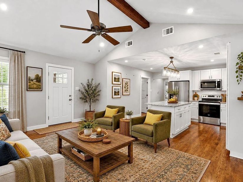 4909  White Oak Lane , River Oaks Texas 76114