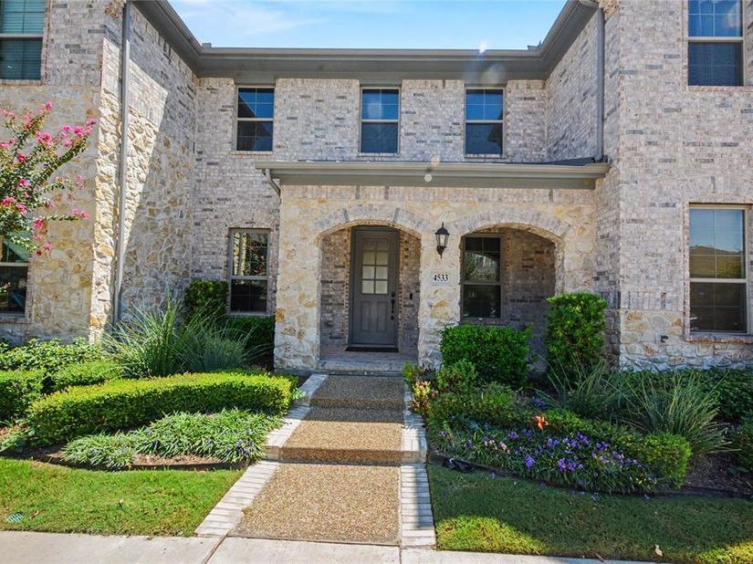 4533  English Maple Drive , Arlington Texas 76005