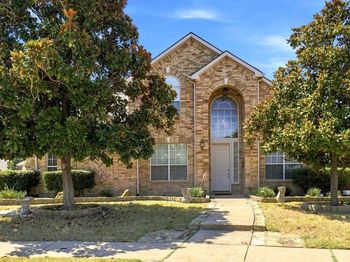 1915  Ledgemont Court 