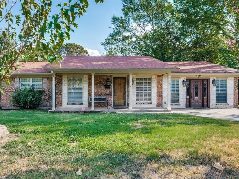 7008  Beaty Street , Fort Worth Texas 76112