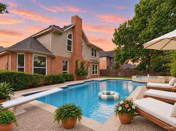 511  Clover Leaf Lane 