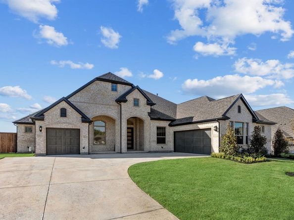11220  Hickory Falls Drive , Argyle Texas 76226