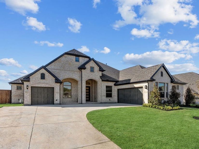 11220  Hickory Falls Drive , Argyle Texas 76226