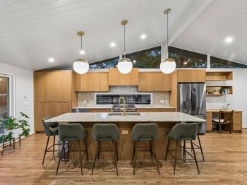 707  Bondstone Drive 