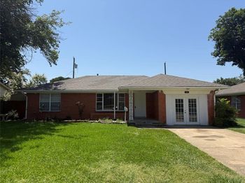 428  La Salle Drive 