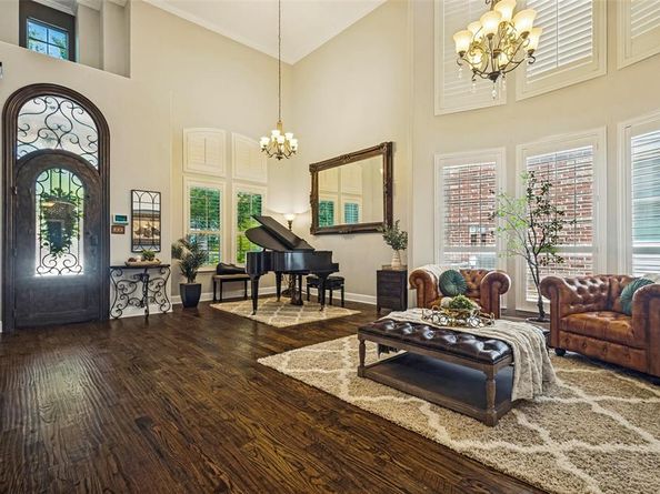 8704  Wyatt Circle , Argyle Texas 76226