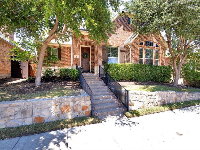 428  King Galloway Drive , Lewisville Texas 75056