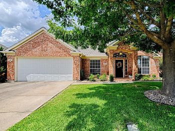 10013  White Lane 