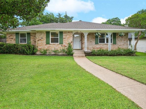 8426  Baumgarten Drive , Dallas Texas 75228