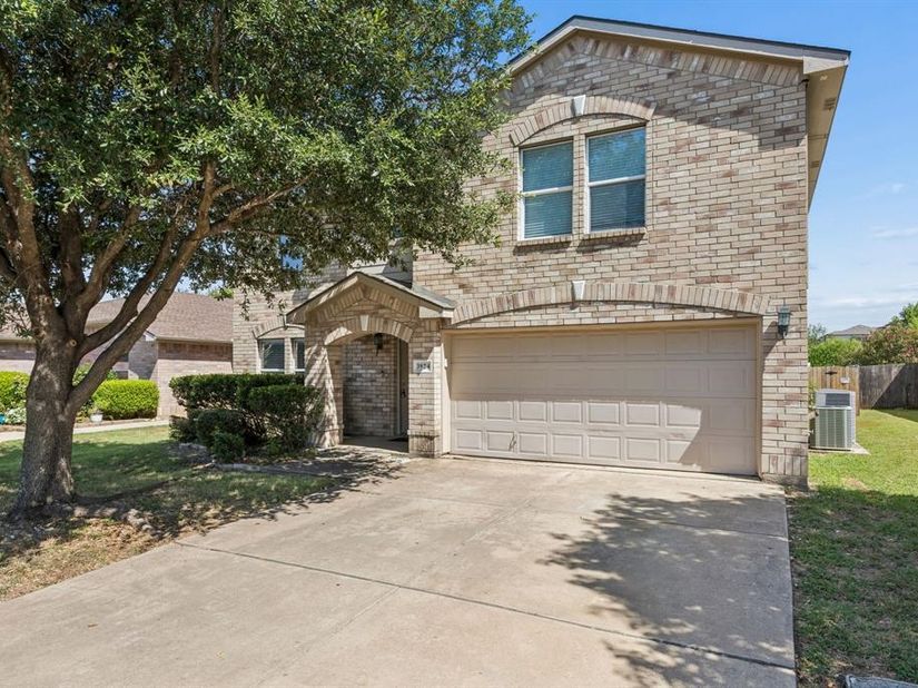 3924  Estrella Court , Fort Worth Texas 76106