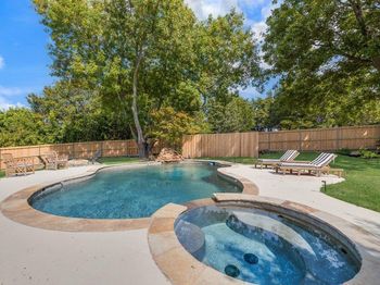 1108 N Lakeshore Drive 