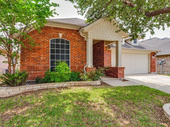 1316  Mountain Air Trail , Fort Worth Texas 76131