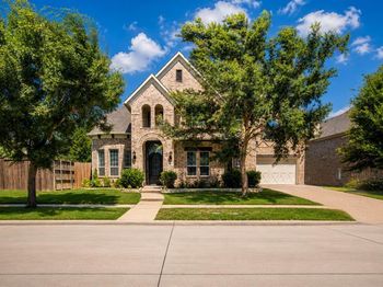 5968  Louis Lane 