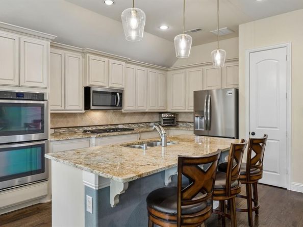 8218  Haltered Horse Lane , Frisco Texas 75036