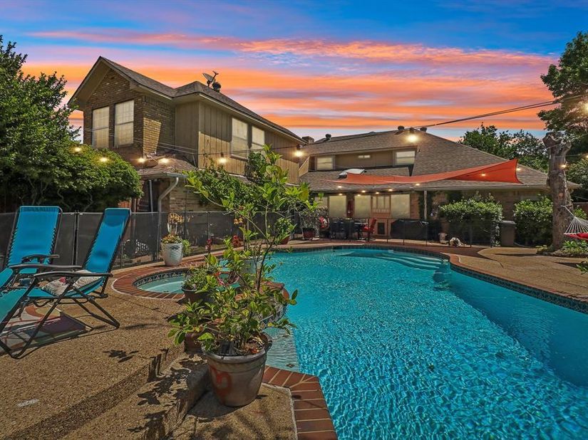 4208  Bretton Bay Circle , Dallas Texas 75287