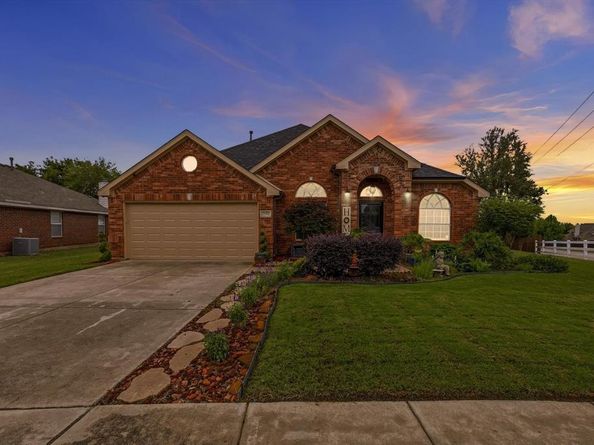 1594  Cedar Elm Drive , Corinth Texas 76210