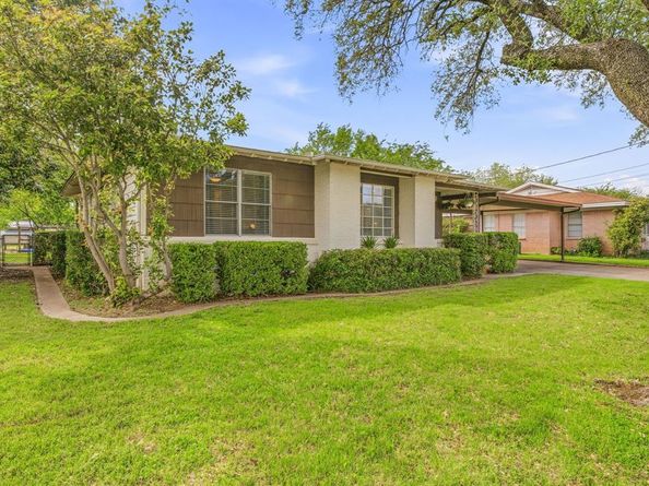 3208  Tex Boulevard , Fort Worth Texas 76116