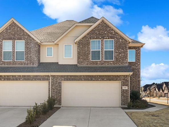 1311  Hill Country Place , Celina Texas 75009