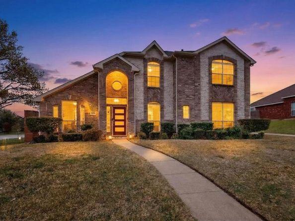 1200  Ashford Drive , DeSoto Texas 75115