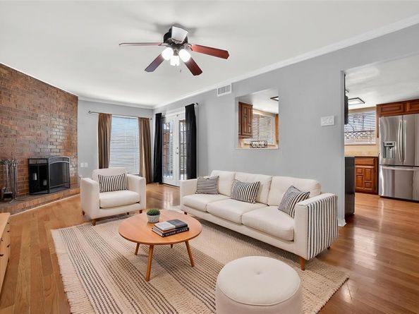 3136  Pin Oak Court , Farmers Branch Texas 75234