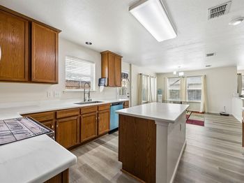 4706  Creekview Lane 